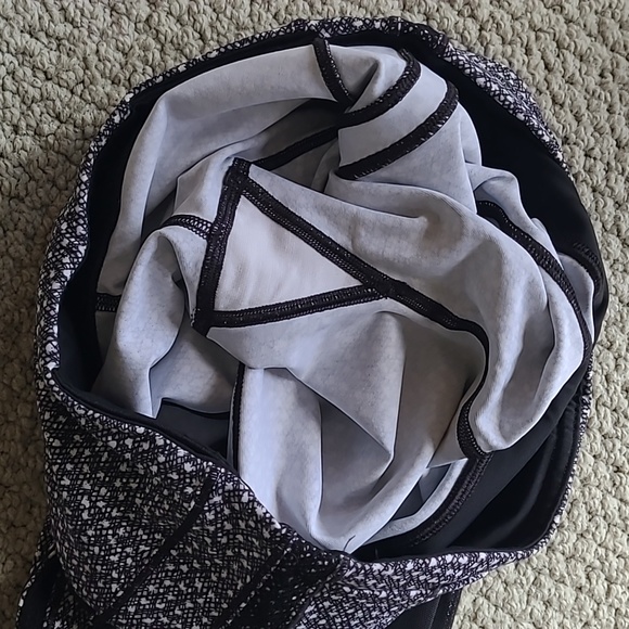 Lululemon leggings - Picture 11 of 13